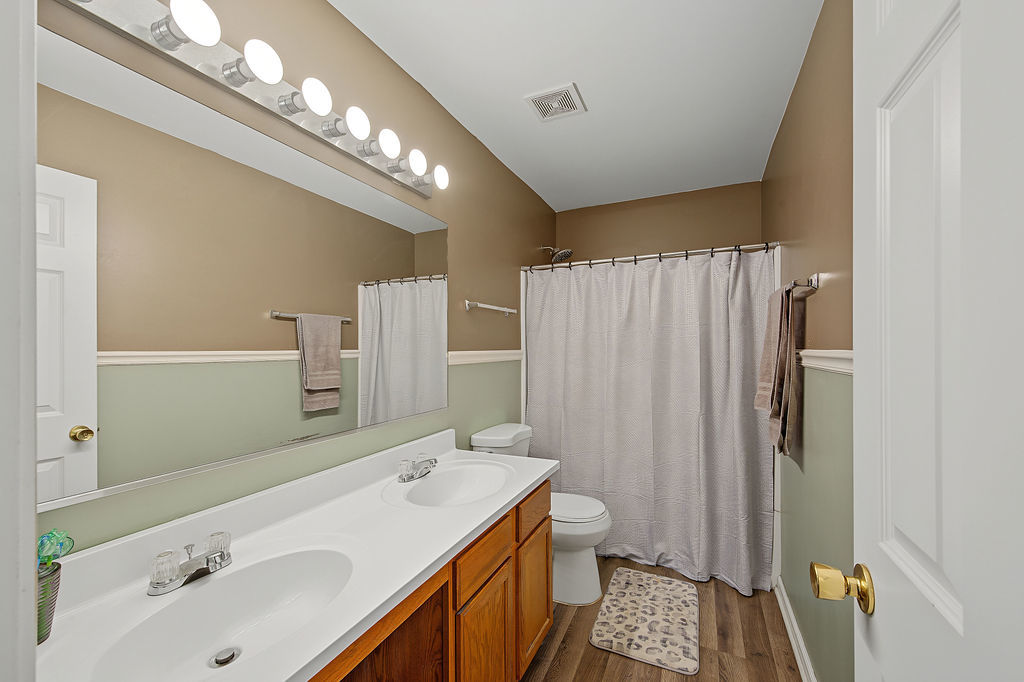 11323 Glenbrook Circle Property Photo 32