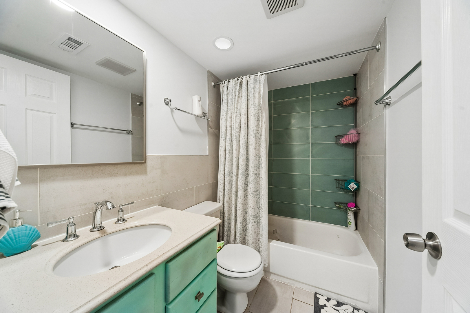 10337 B Dearlove Road Property Photo 14