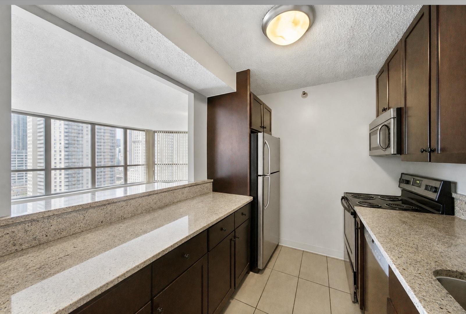 10 E Ontario Street 2205 Property Photo 6