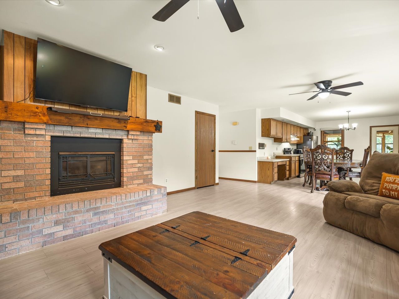 3222 N Silver Ridge Drive Property Photo 8