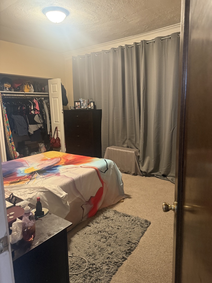 8942 S Blackstone Avenue Property Photo 13