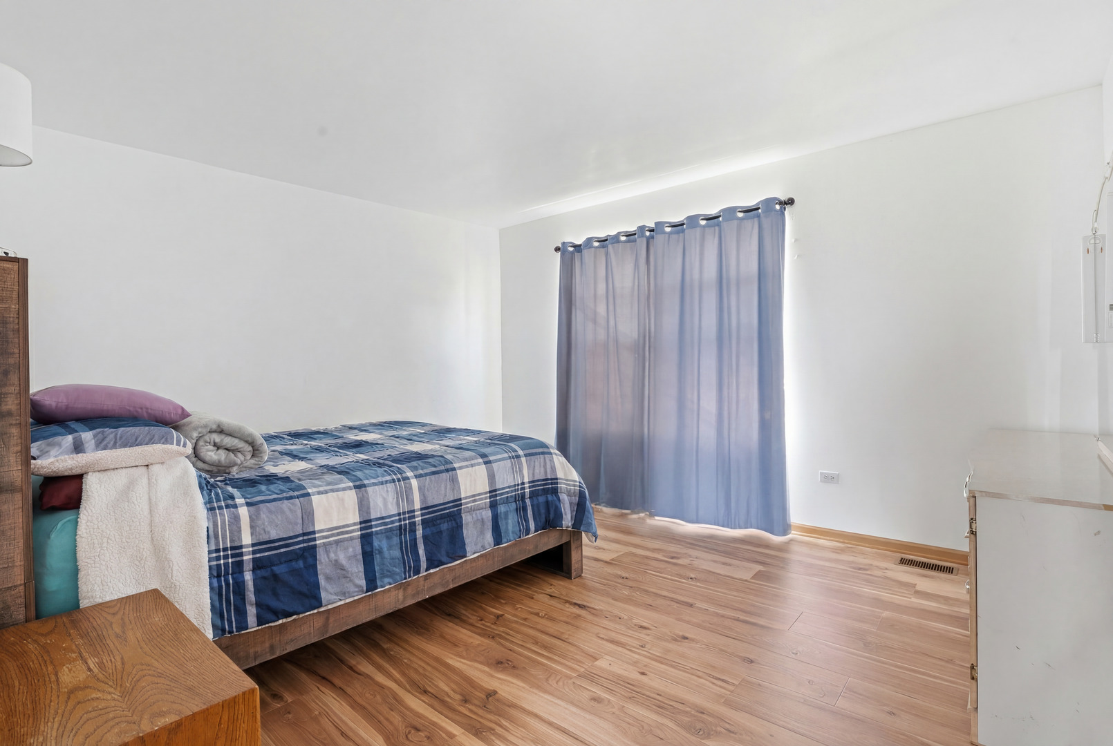 240 S Alder Creek Drive Property Photo 16