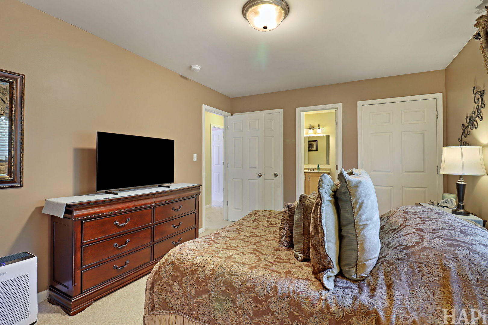 4902 Pyndale Drive Property Photo 16
