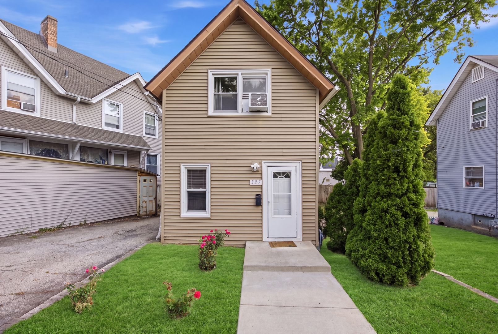 327 Ann Street Property Photo 1