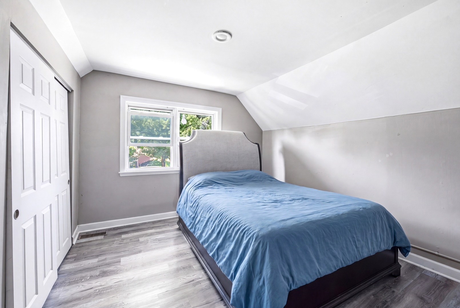 327 Ann Street Property Photo 9