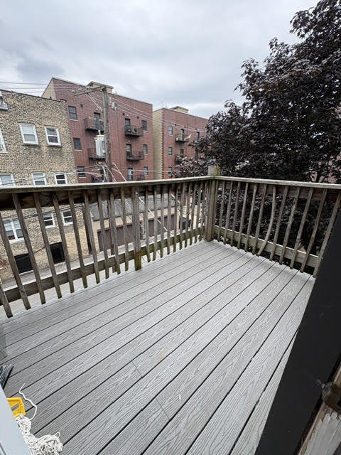 919 W Irving Park Road 3r Property Photo 6