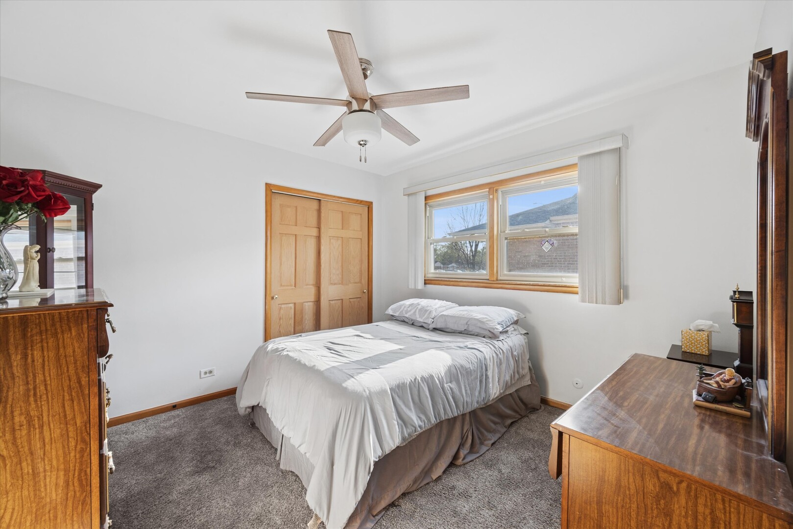 3936 W 107th Street Property Photo 3
