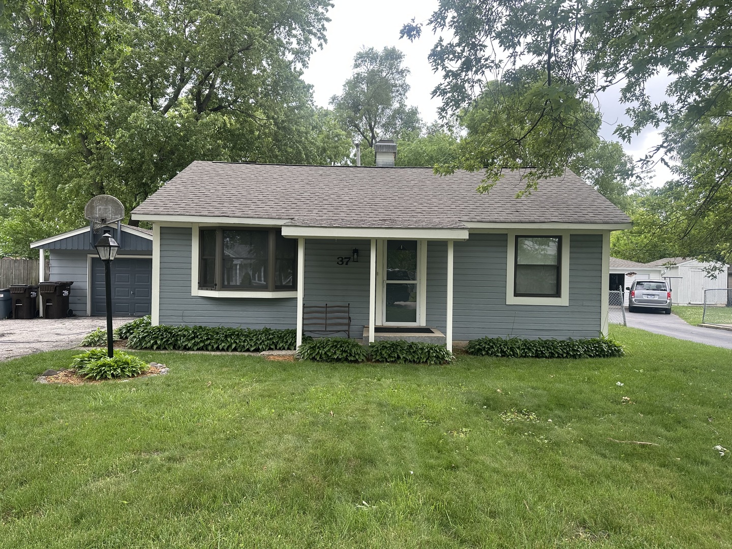 37 S Heather Drive Property Photo 1