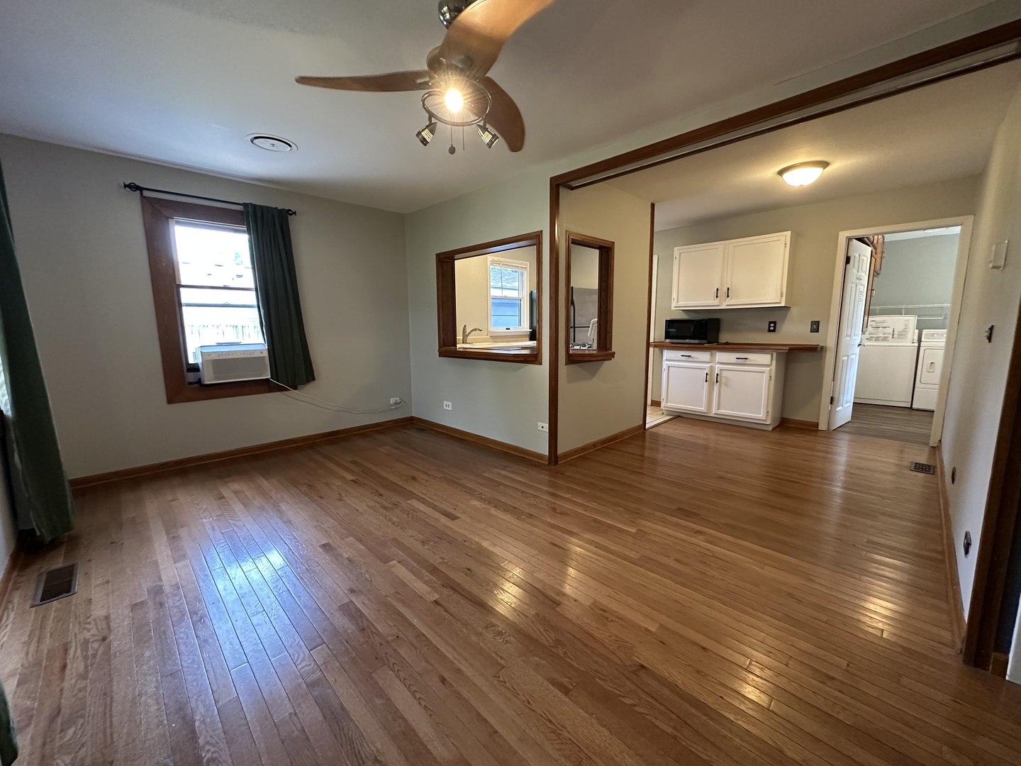 37 S Heather Drive Property Photo 4