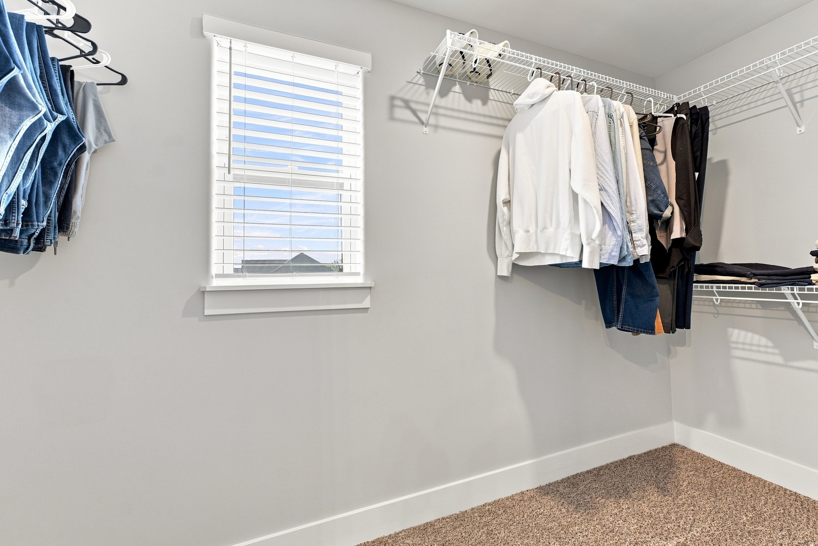 7142 Grove Crossing Property Photo 16