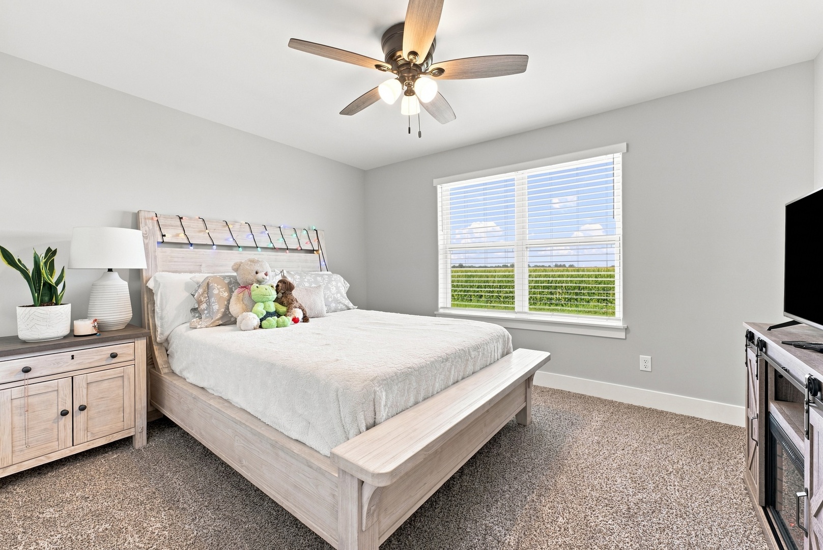 7142 Grove Crossing Property Photo 18