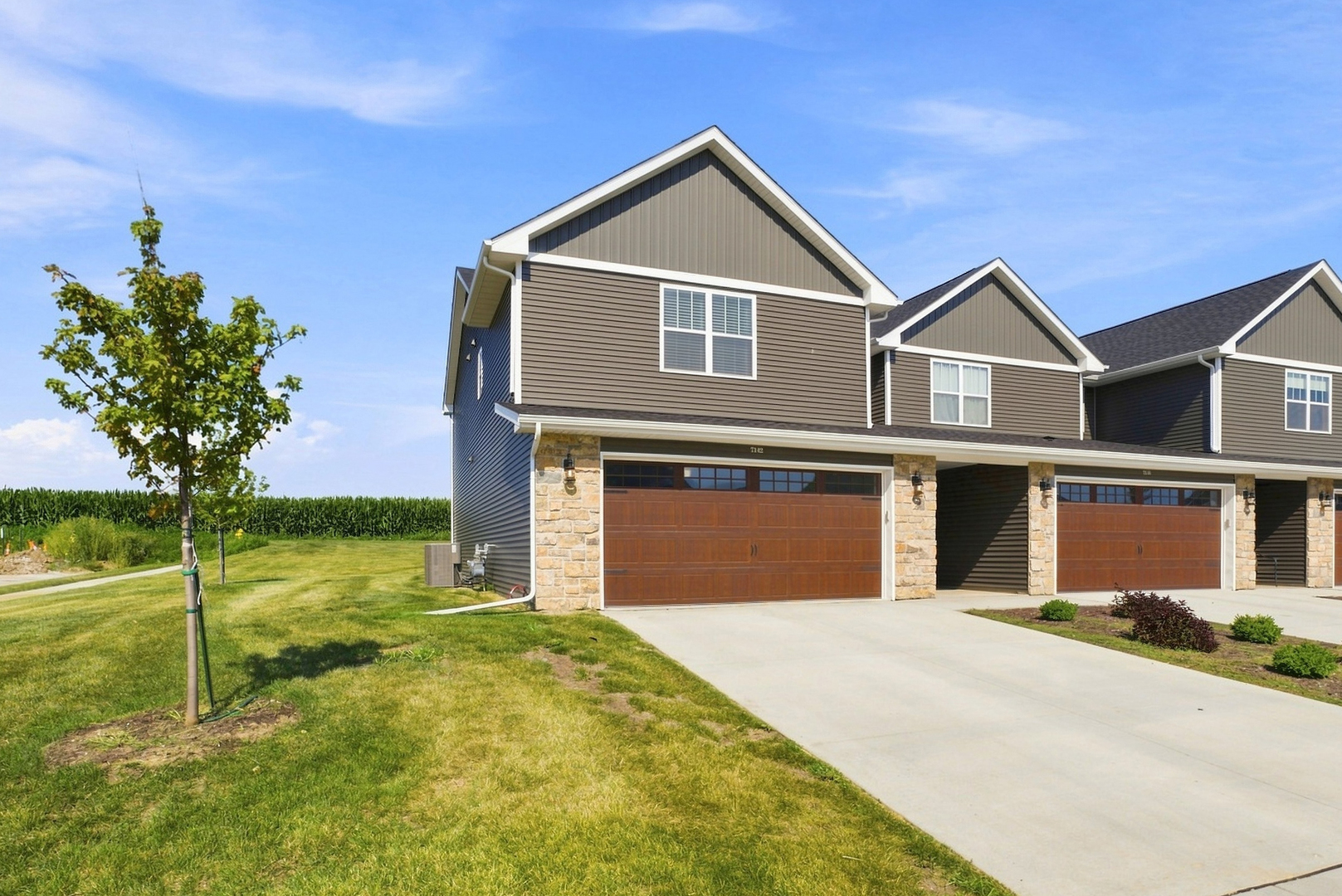 7142 Grove Crossing Property Photo 21