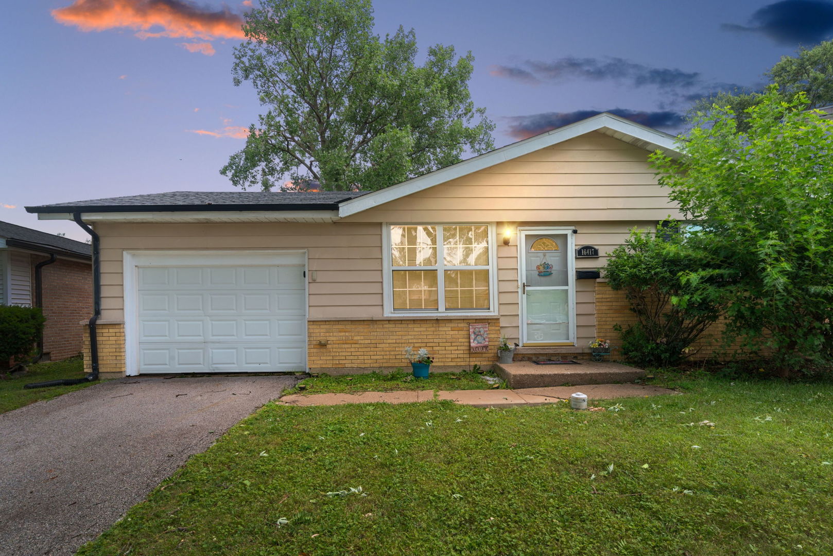 16417 Harold Street Property Photo 1