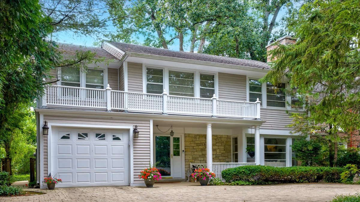 600 Sheridan Road Property Photo 1