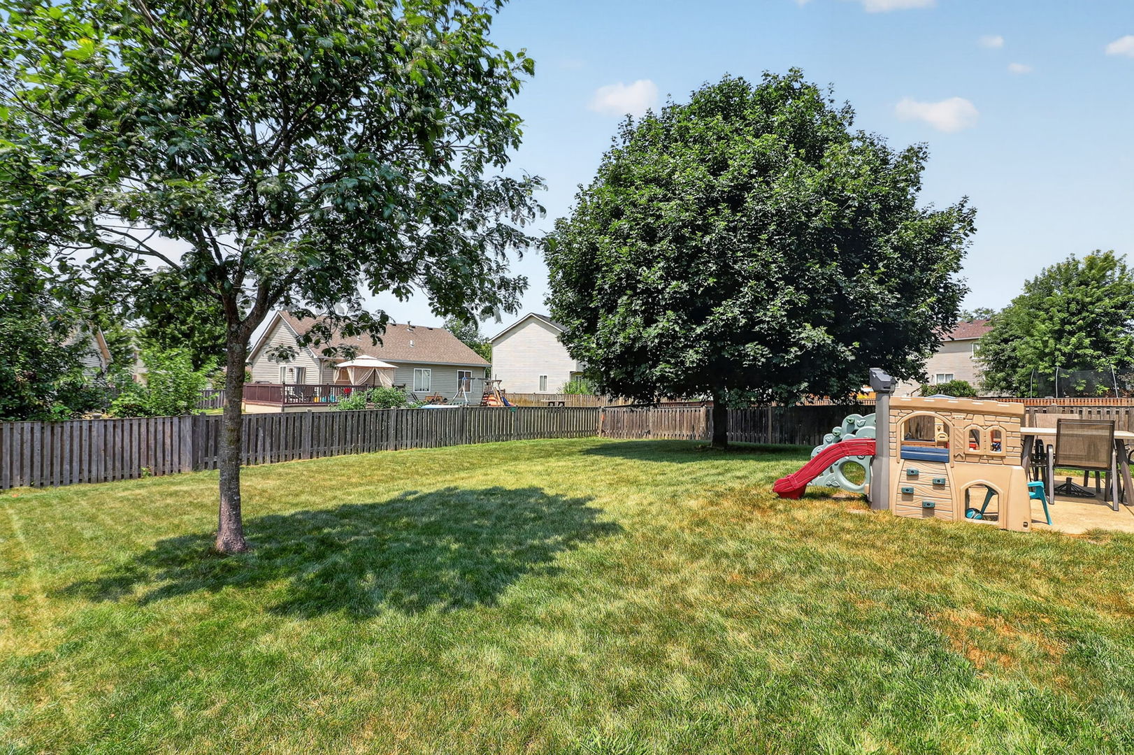 711 Deames Street Property Photo 23