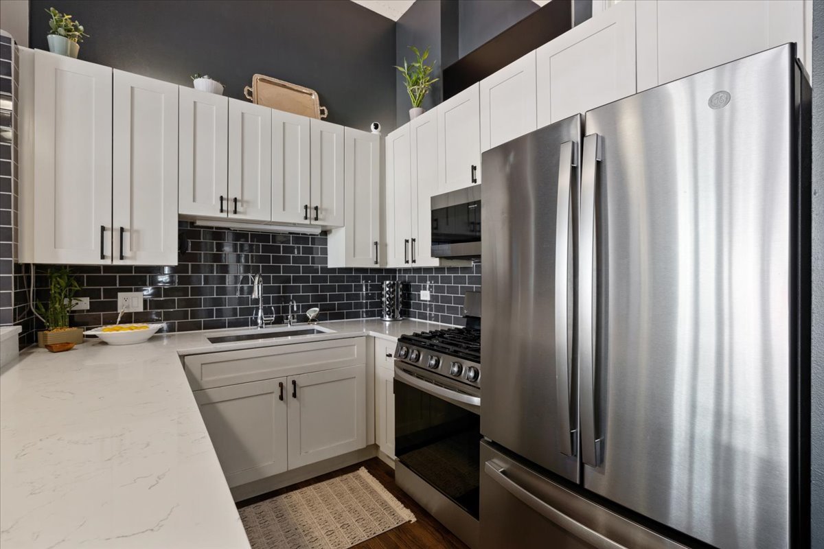 333 W Hubbard Street 605 Property Photo 6