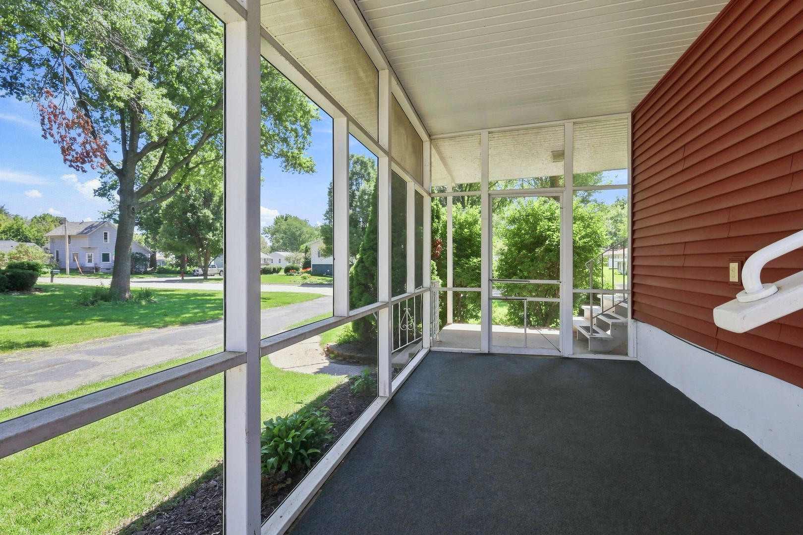 406 W Price Street Property Photo 10