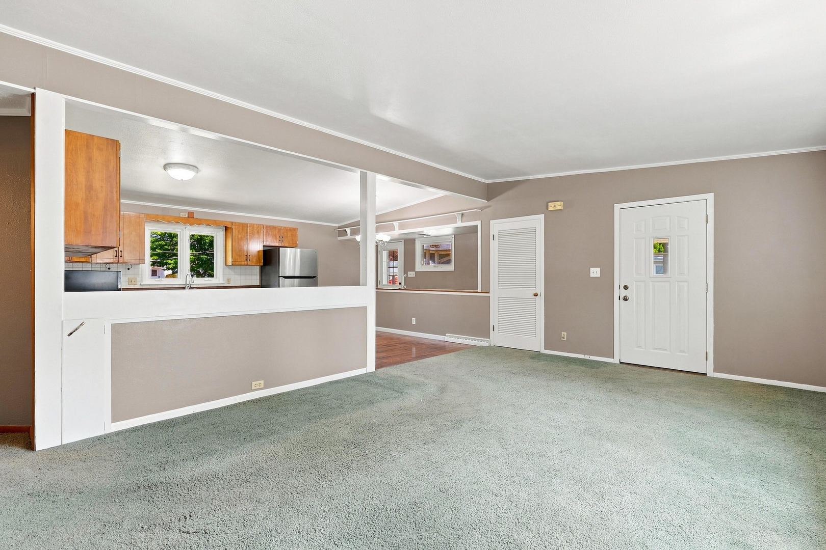 406 W Price Street Property Photo 12