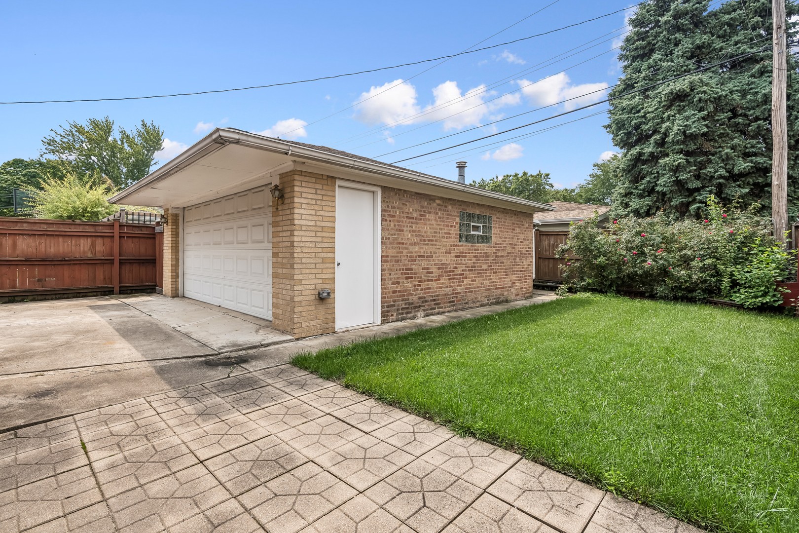 4916 N Rutherford Avenue Property Photo 22