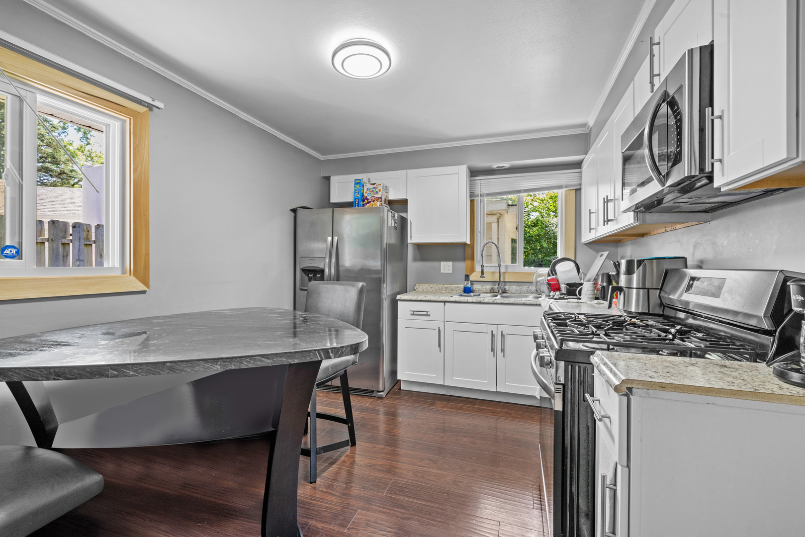 454 Indianwood Boulevard Property Photo 7