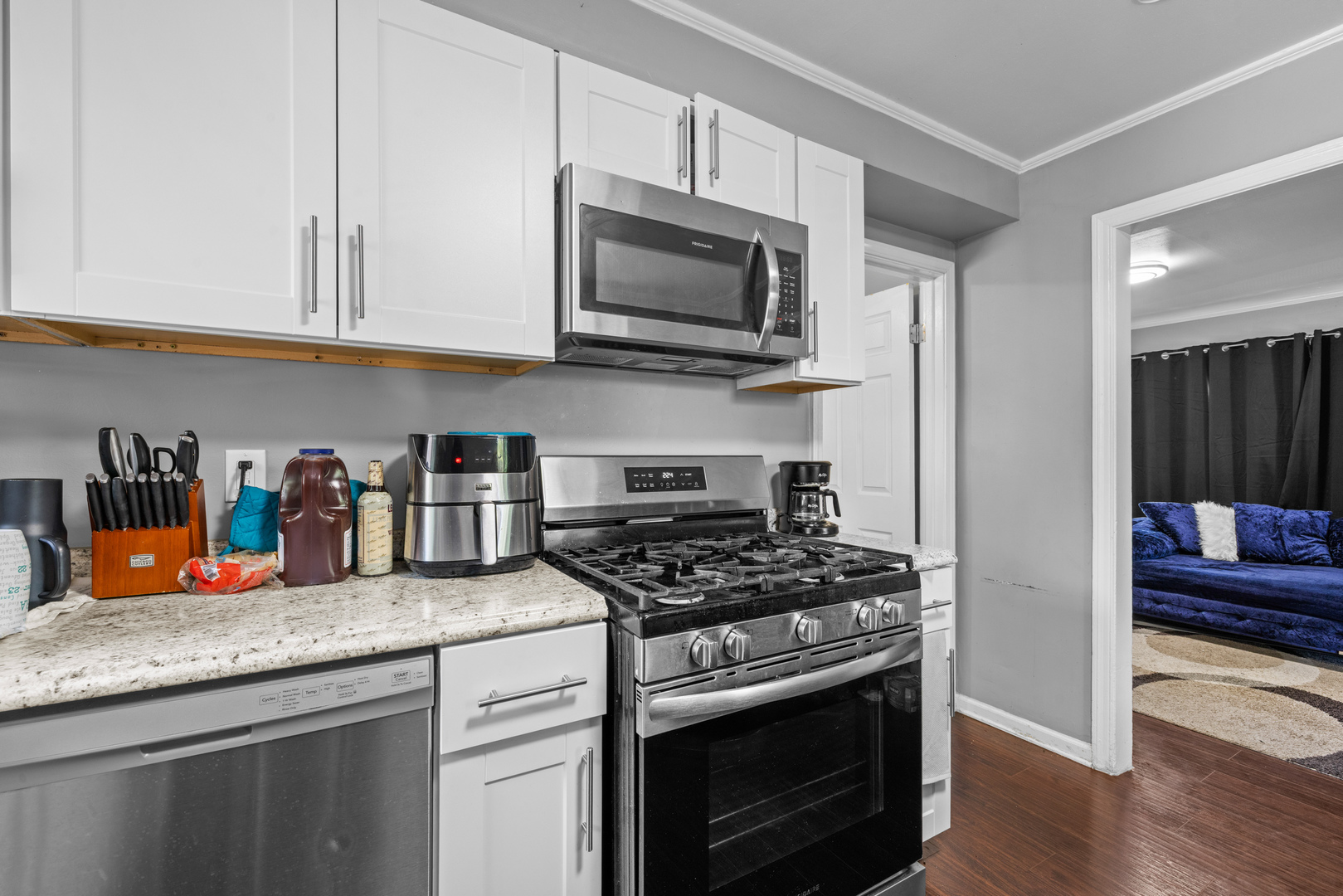 454 Indianwood Boulevard Property Photo 11