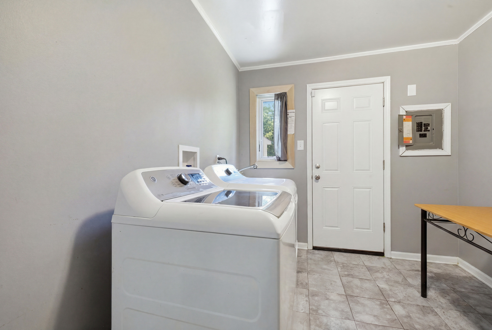 454 Indianwood Boulevard Property Photo 23