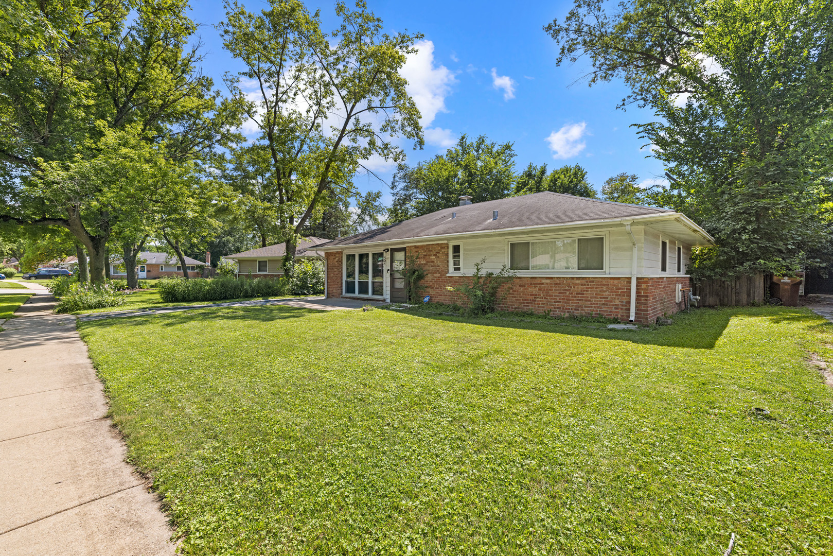 454 Indianwood Boulevard Property Photo 25