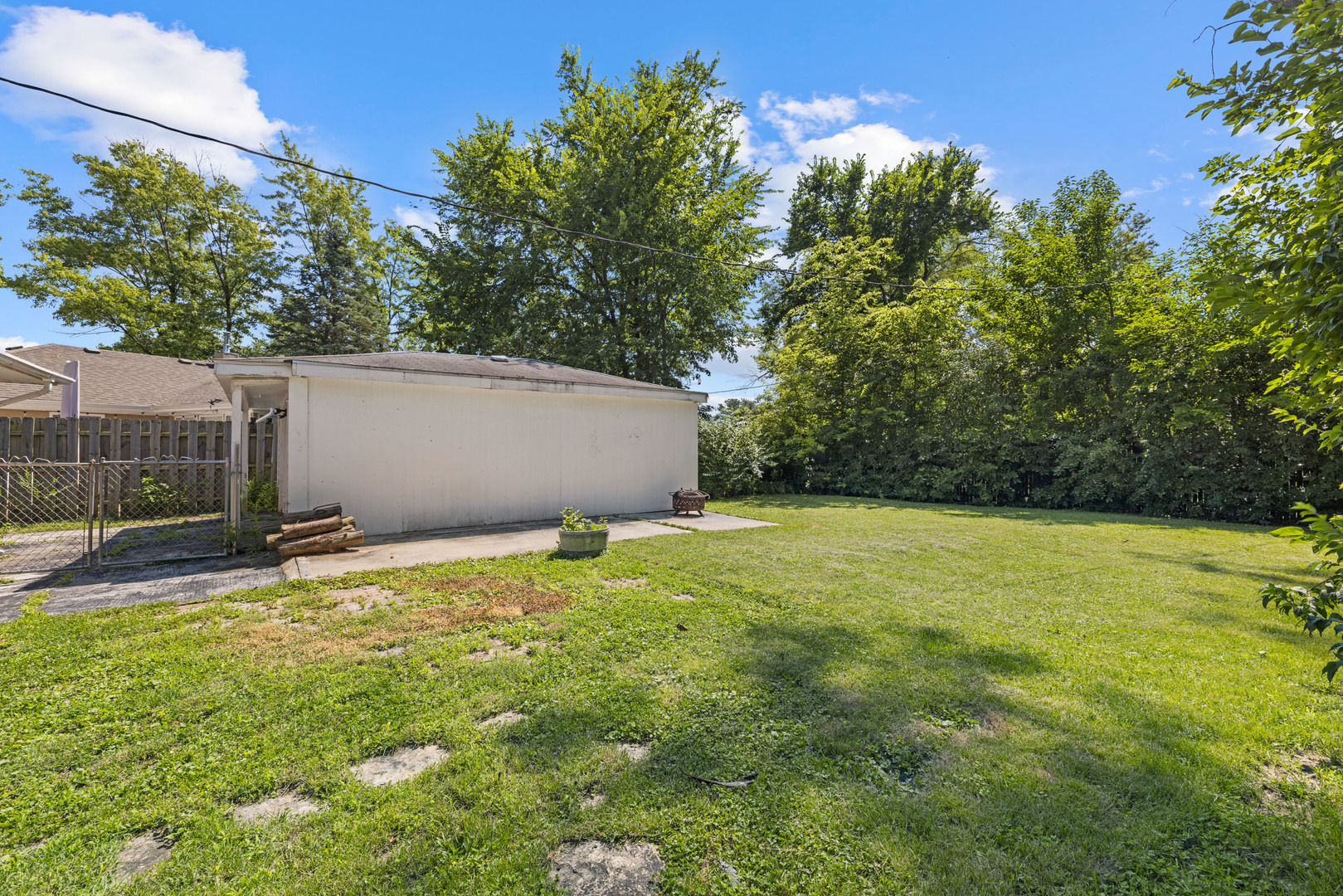 454 Indianwood Boulevard Property Photo 26