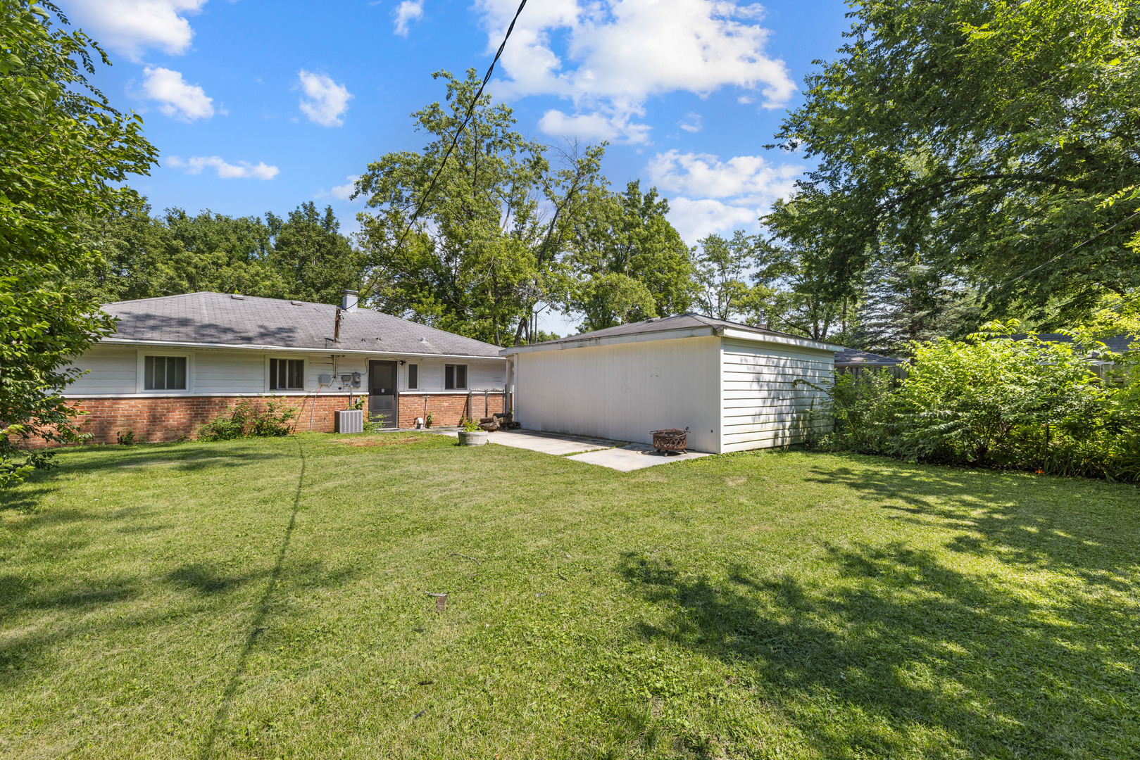 454 Indianwood Boulevard Property Photo 27