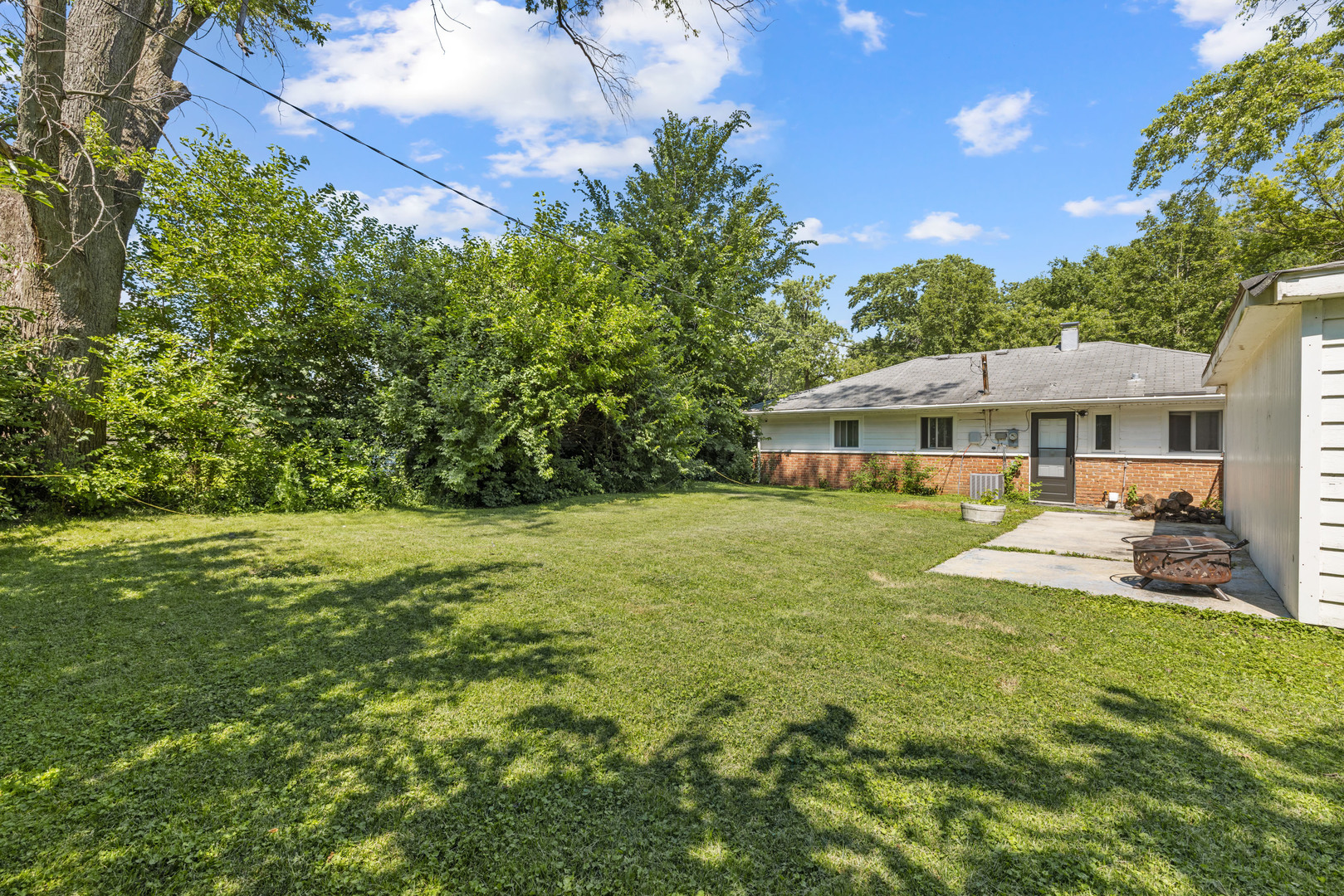 454 Indianwood Boulevard Property Photo 28