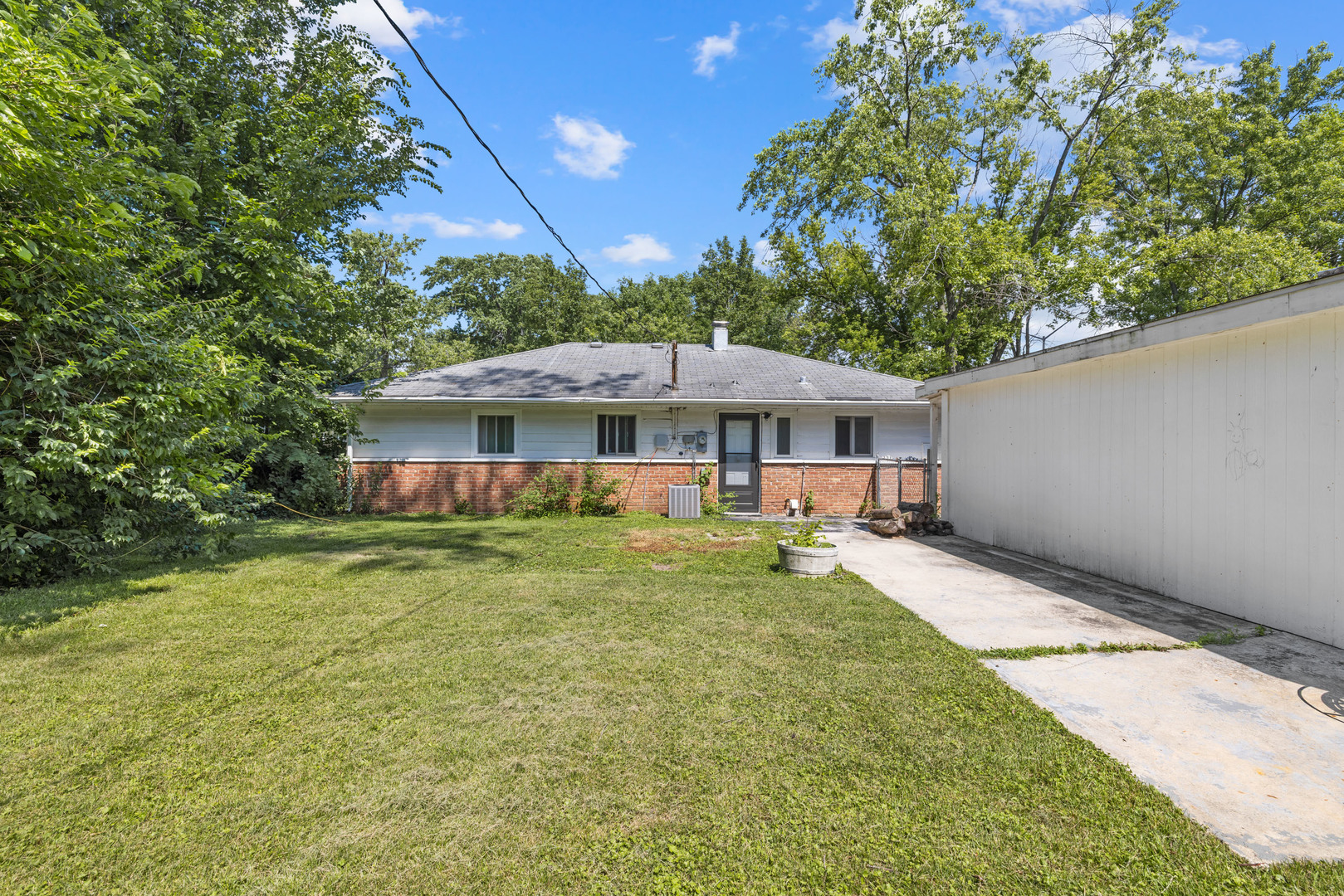 454 Indianwood Boulevard Property Photo 29