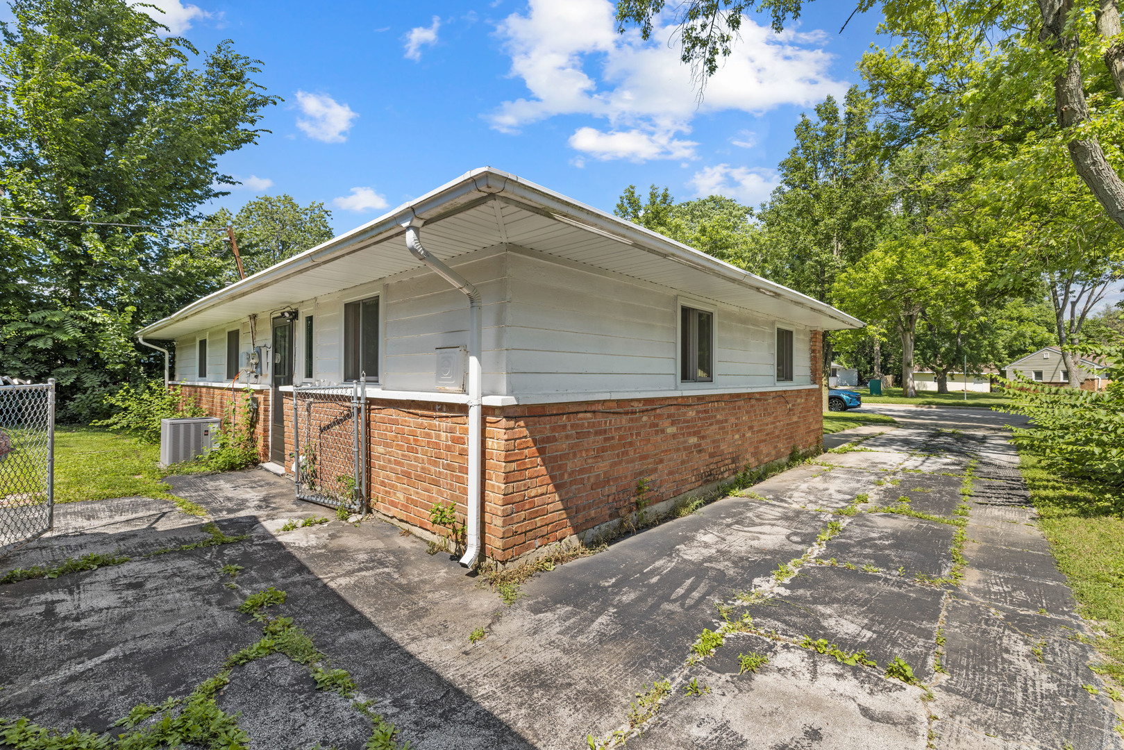 454 Indianwood Boulevard Property Photo 31