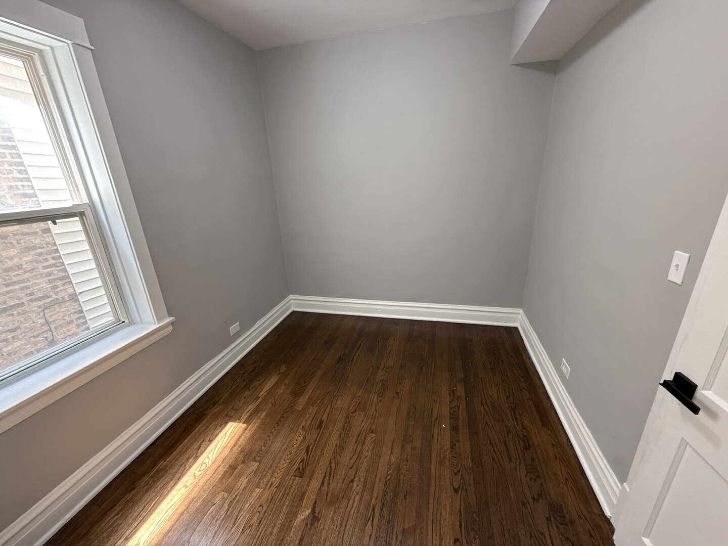 2552 N Austin Avenue 1 Property Photo 17