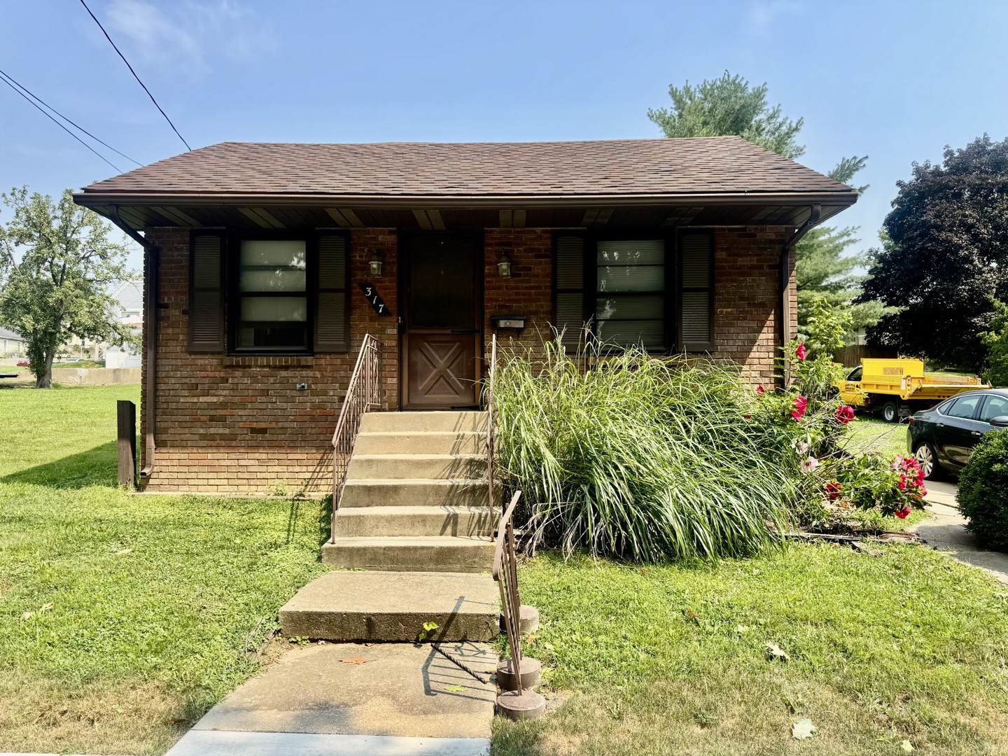 311 6th Street Property Photo 6