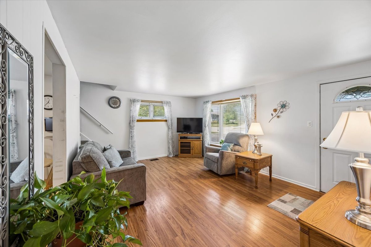 4571 W 88th Street Property Photo 5