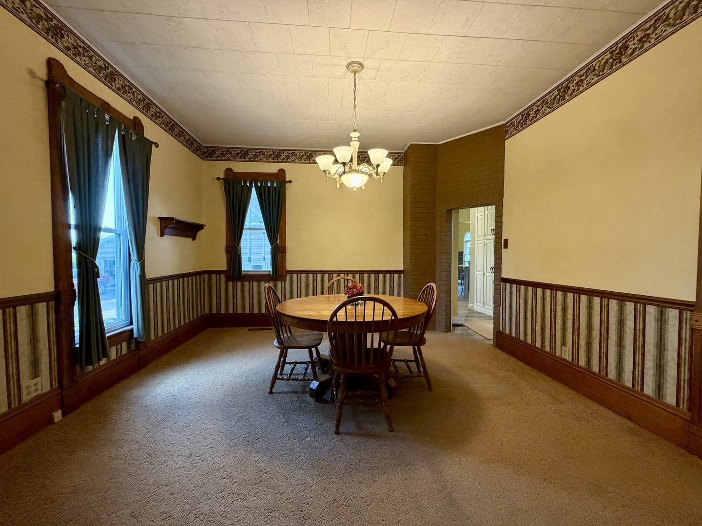 403 S Johnston Street Property Photo 11
