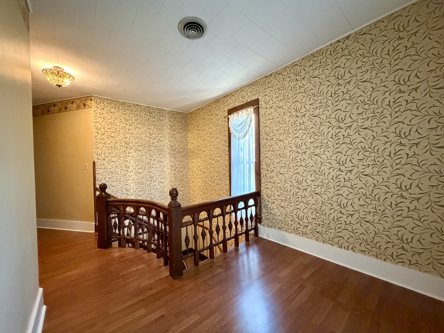 403 S Johnston Street Property Photo 25