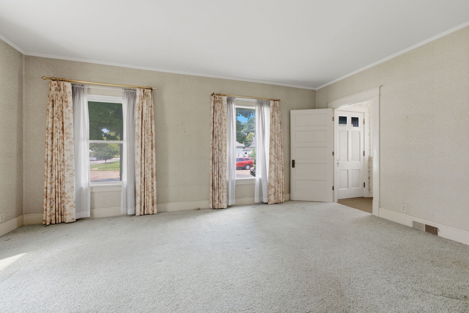 1854 27th Street Property Photo 20