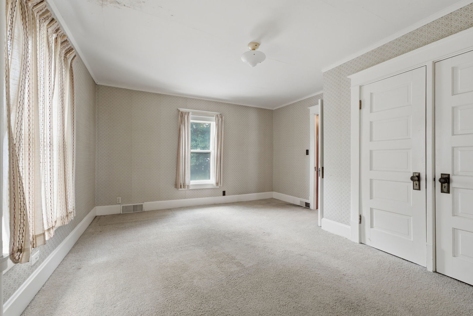1854 27th Street Property Photo 25