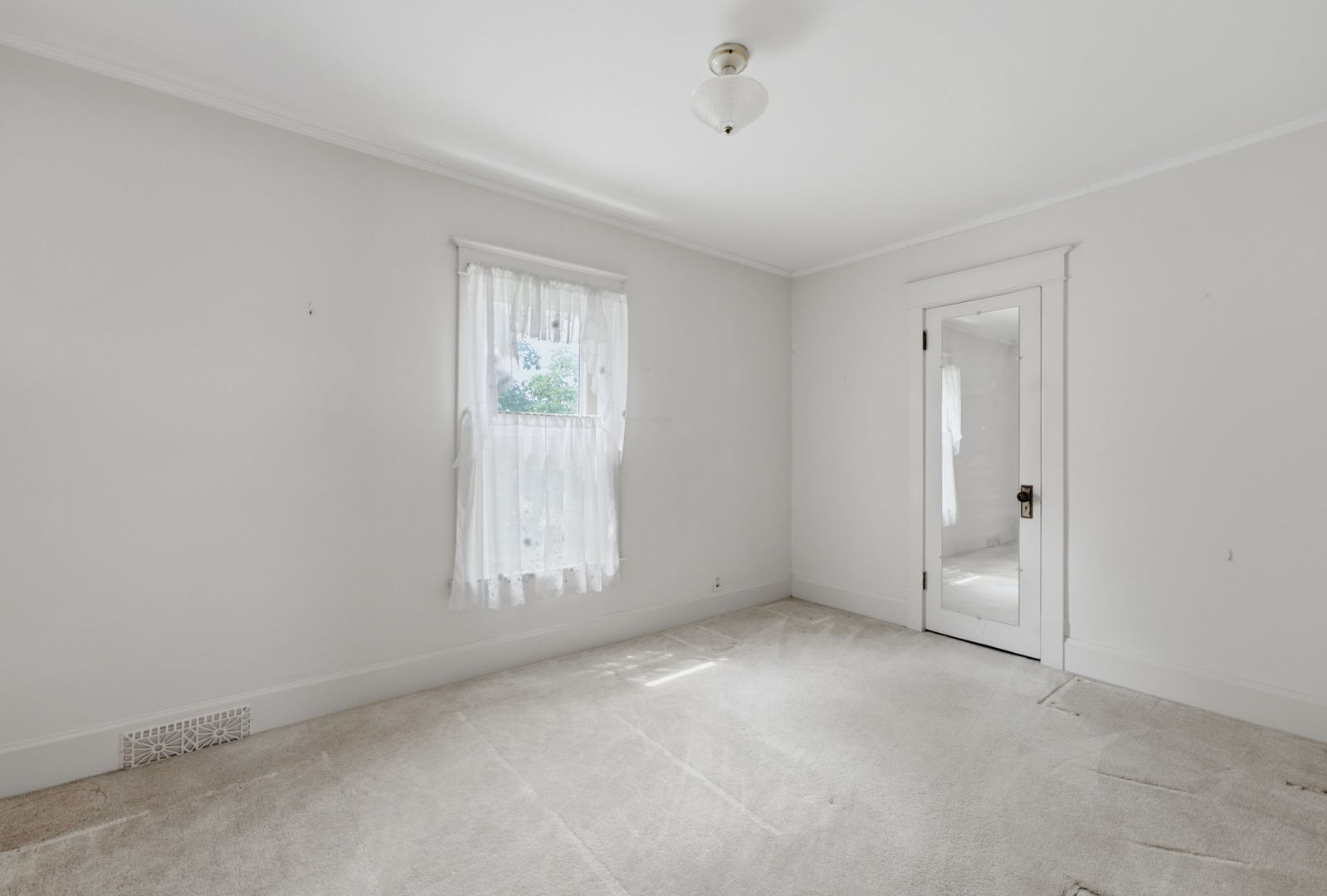 1854 27th Street Property Photo 26