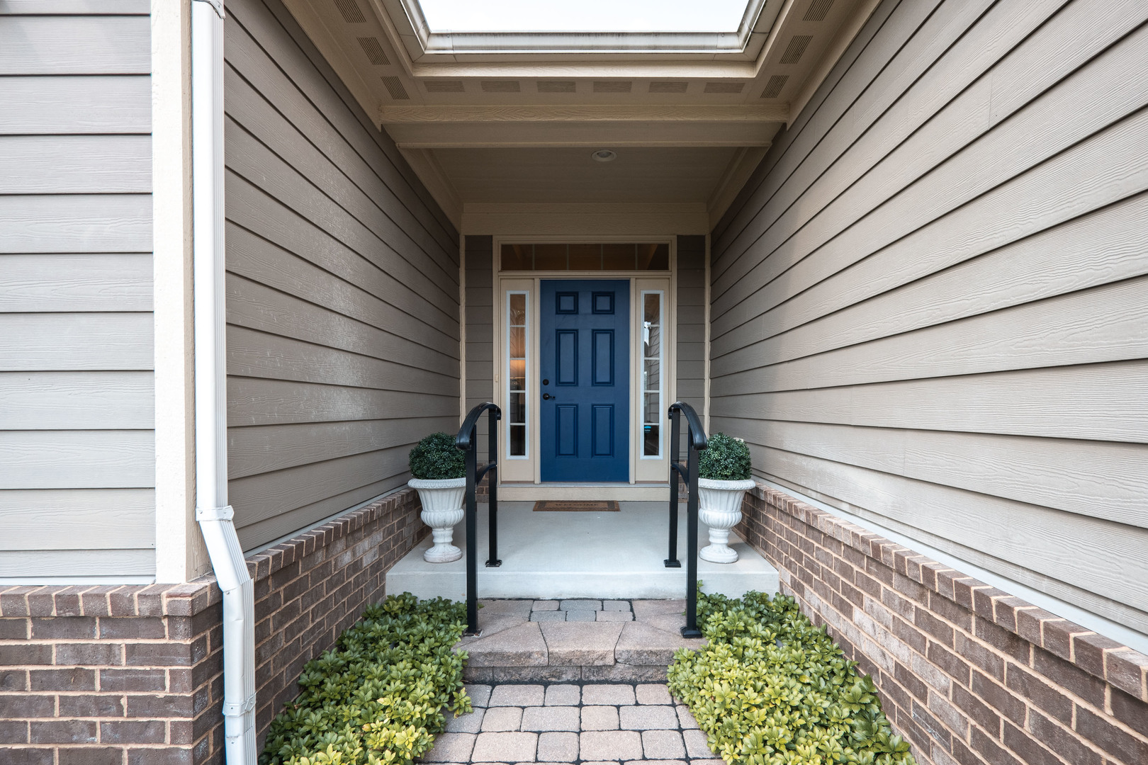 3812 Ridge Pointe Drive Property Photo 2