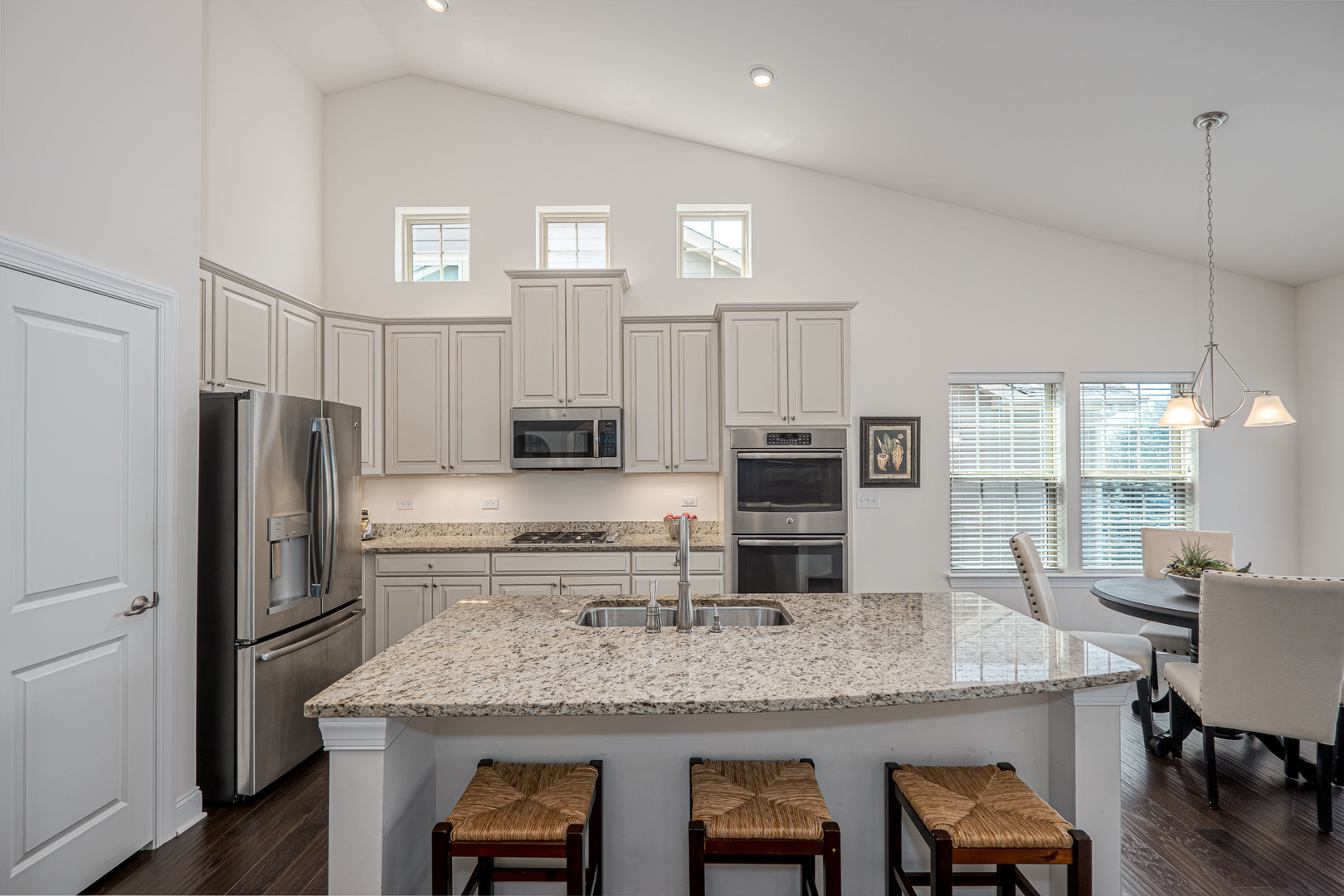 3812 Ridge Pointe Drive Property Photo 12