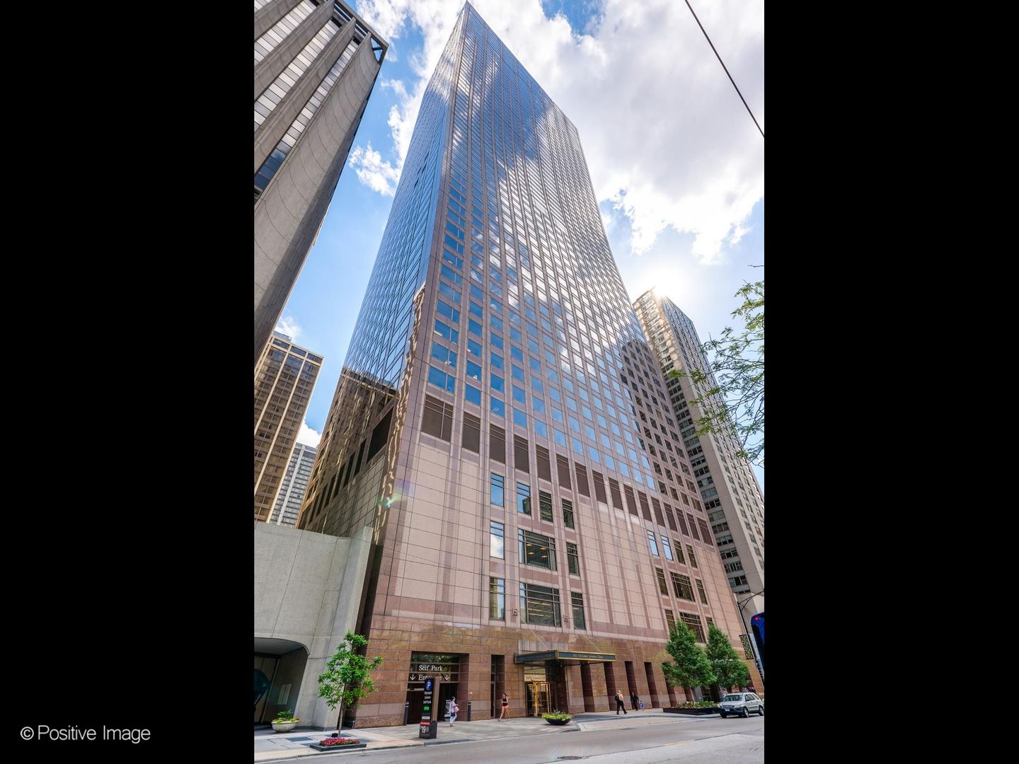 161 E Chicago Avenue 26G Property Photo 1