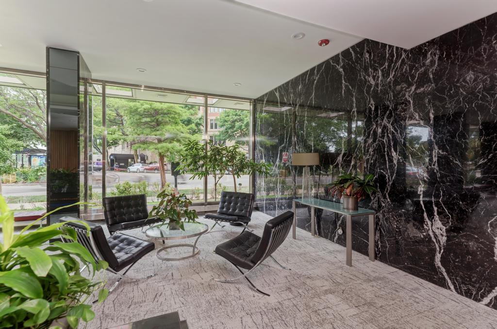 3900 N Lake Shore Drive 12e Property Photo 6