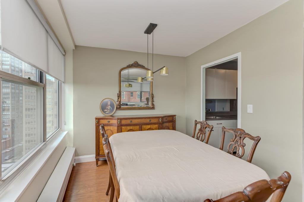 3900 N Lake Shore Drive 12e Property Photo 13