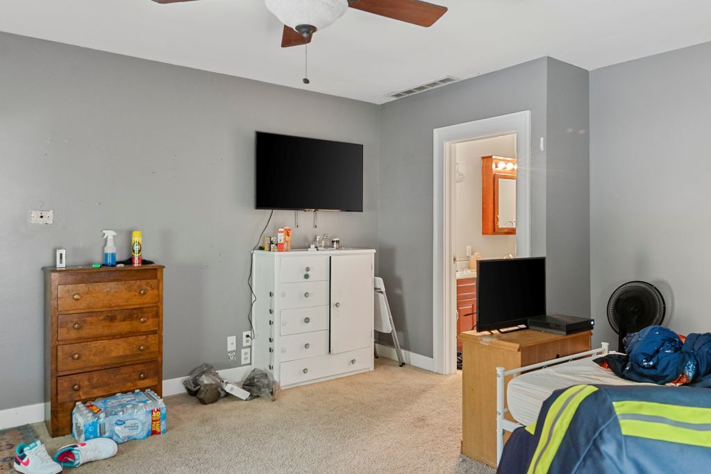 417 S Westlawn Avenue Property Photo 16
