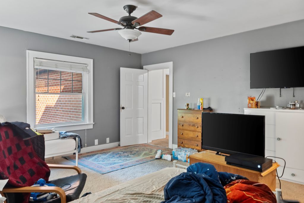 417 S Westlawn Avenue Property Photo 17