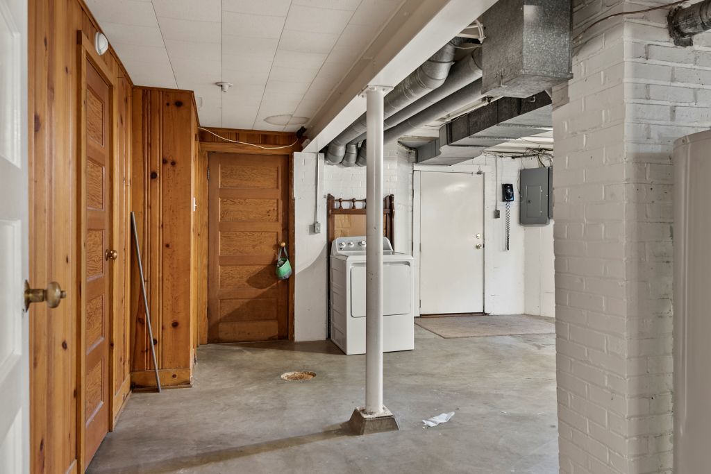 417 S Westlawn Avenue Property Photo 29