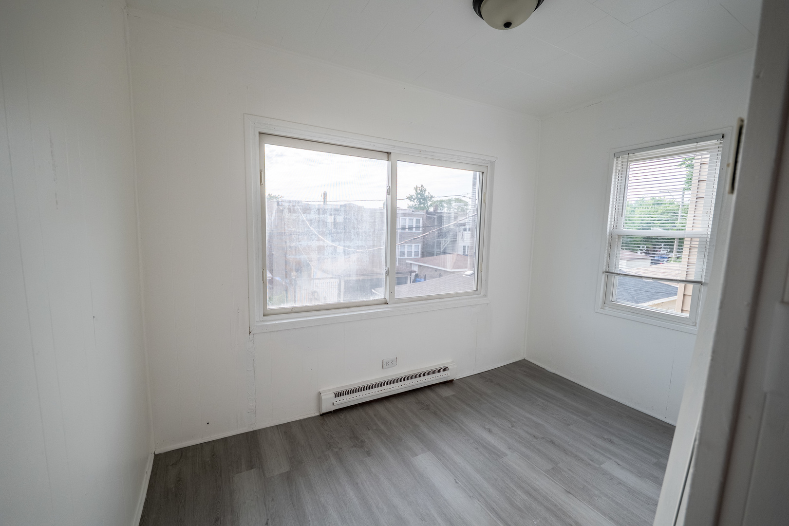 1640 N Linder Avenue 2 Property Photo 6