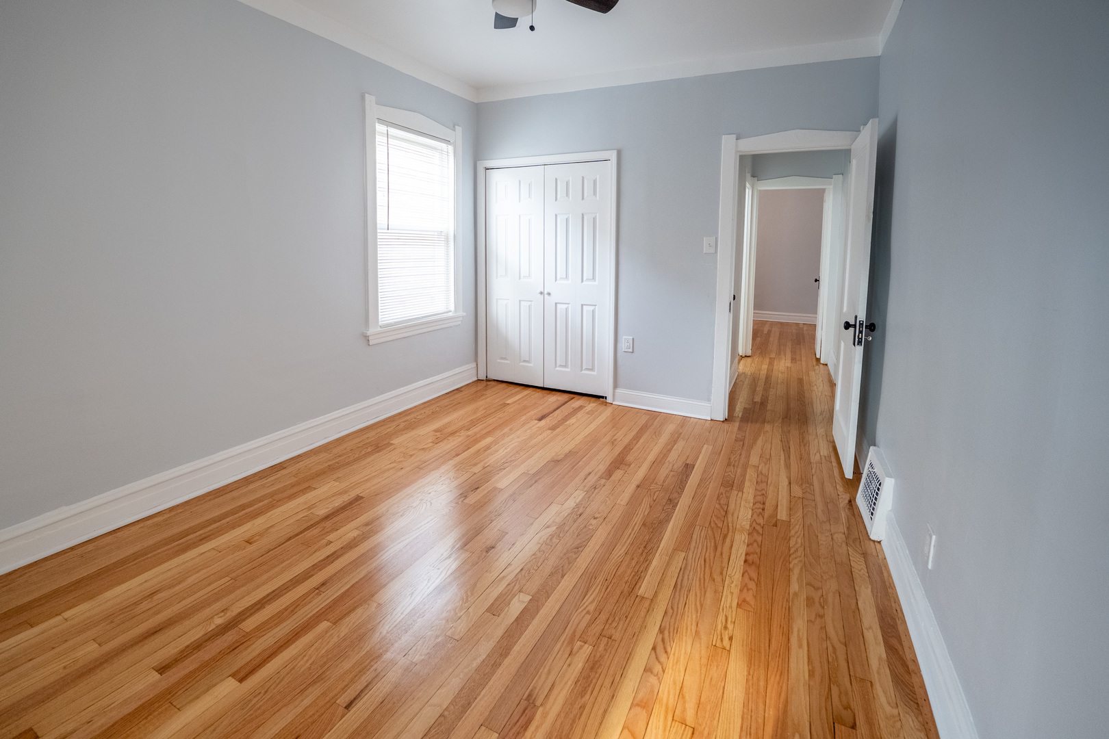 1640 N Linder Avenue 2 Property Photo 8
